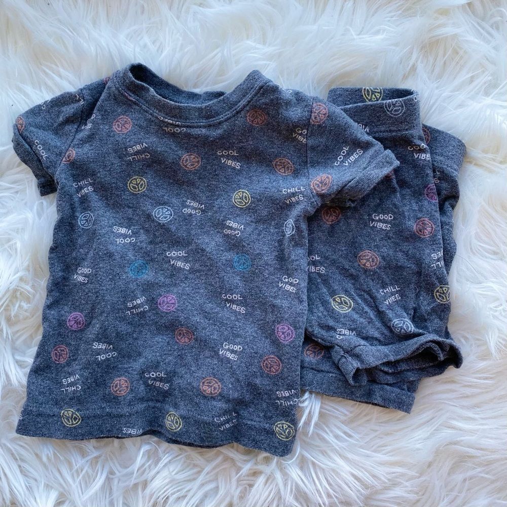 Short sleeve PJs